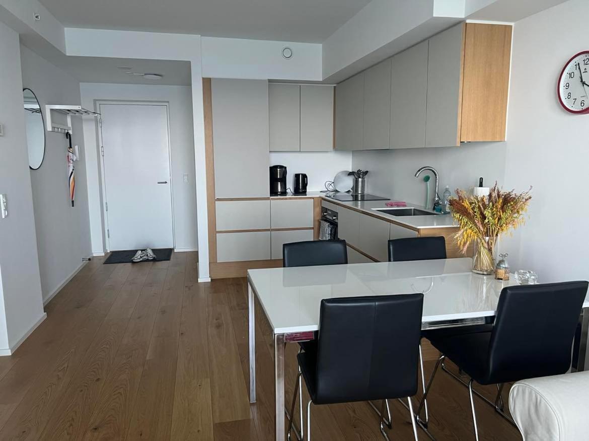 26-Etage Lejlighed Med Utrolig Havudsigt オールフス エクステリア 写真