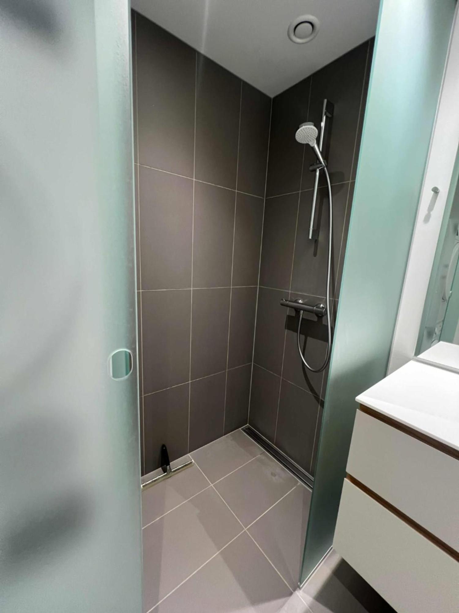 26-Etage Lejlighed Med Utrolig Havudsigt オールフス エクステリア 写真